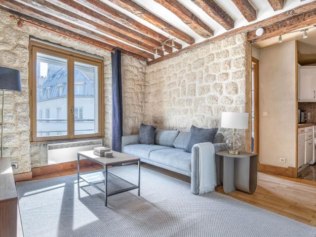 Charming École Militaire 1 Bedroom Getaway, Paris Amsterdam Apartments for Rent