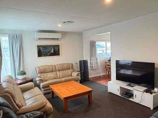Charming Family Home in Westbrook