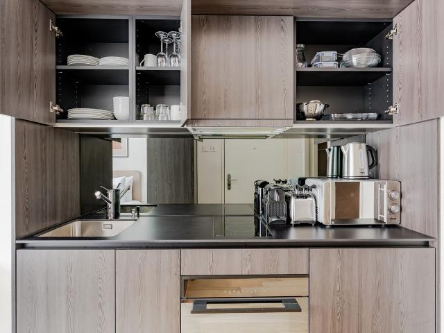 Charming Furnished Studio Apartment in Sihlfeld, Zurich Amsterdam Apartments for Rent