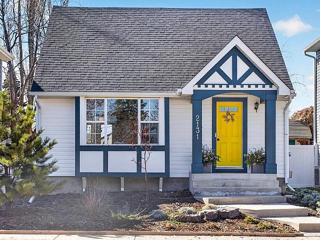 Charming Gem Near Marda Loop | Solar Powered | Designer Updates
