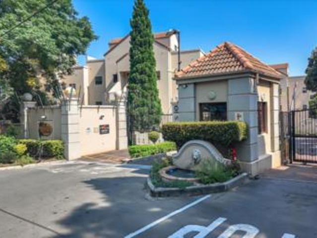 charming groung floor 1 bedroom apar.