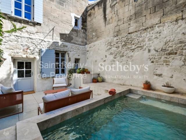 Charming house with pool