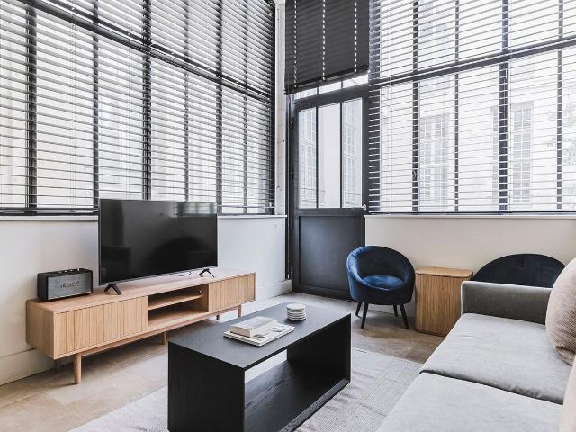 Charming Le Marais 1BR Apartment in the Heart of Paris, Paris Amsterdam Apartments for Rent