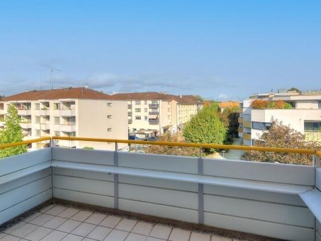 Charming maisonette apartment in a central location is waiting for you
