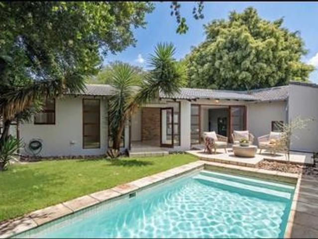 charming modern 3 bedroom cluster ho.