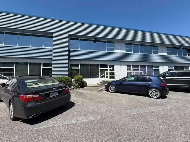 Charming Office for lease in Burnaby, Burnaby South, Sidley St.