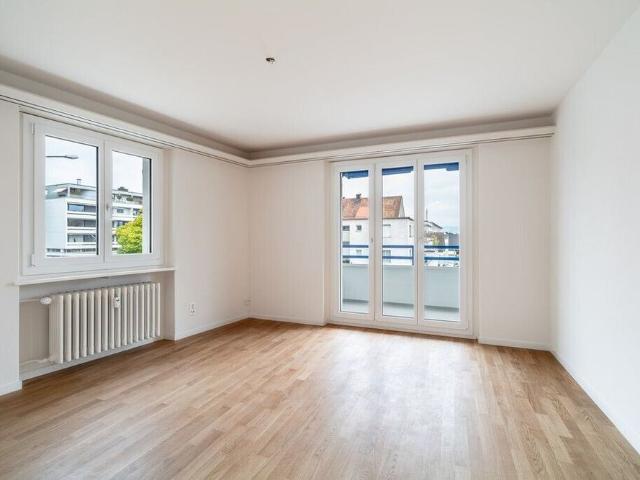 Charming old building apartment in a quiet location