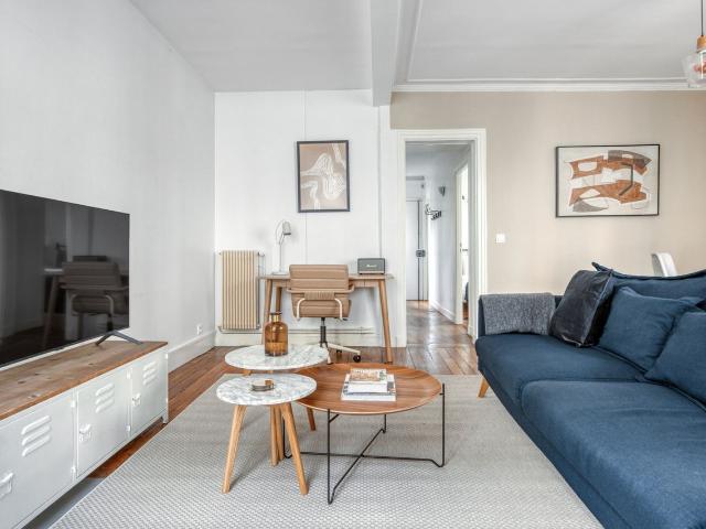 Charming One Bedroom Apartment in Batignolles, Paris Amsterdam Apartments for Rent