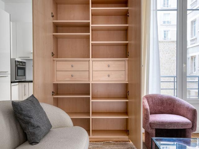 Charming One Bedroom Apartment in Passy, Paris Amsterdam Apartments for Rent