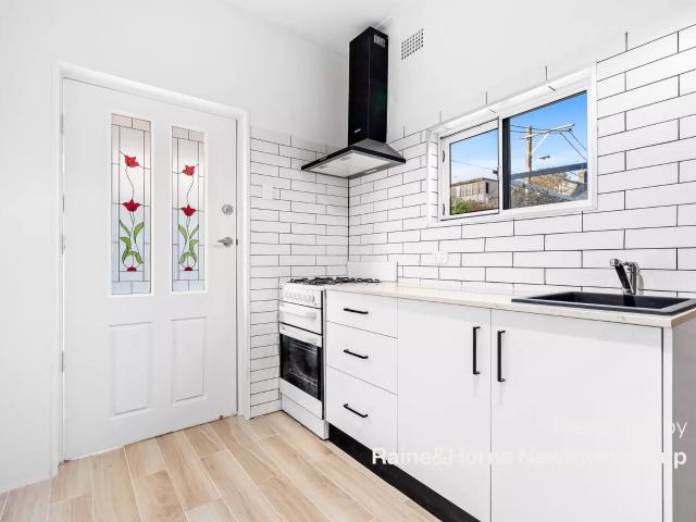 Charming One Bedroom Ground Floor Apartment