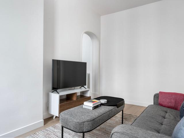 Charming One Bedroom Nest in the Heart of Paris