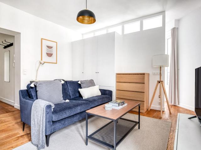 Charming One Bedroom Oasis in the Heart of Paris, Paris Amsterdam Apartments for Rent