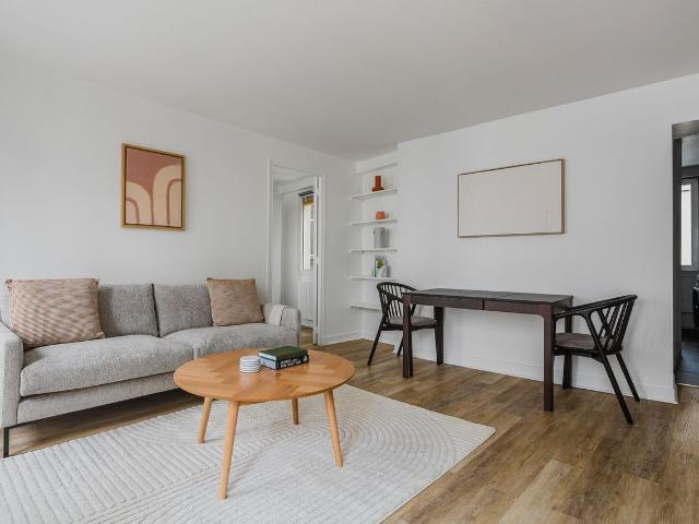 Charming One Bedroom Retreat in Oberkampf, Paris Amsterdam Apartments for Rent