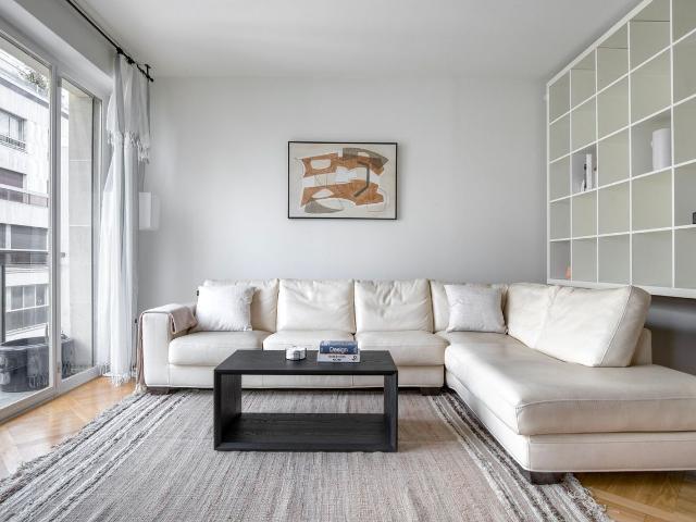 Charming One Bedroom Retreat in Paris, Paris Amsterdam Apartments for Rent