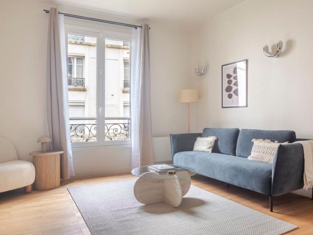 Charming One Bedroom Retreat in Paris