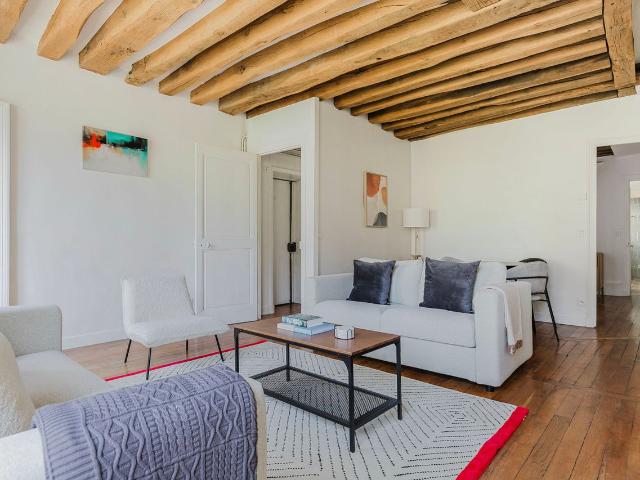 Charming Paris Apartment with Stunning City Views, Paris Amsterdam Apartments for Rent