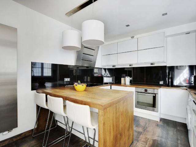 Charming Parisian Apartment in the Heart of the Left Bank, Paris Amsterdam Apartments for Rent