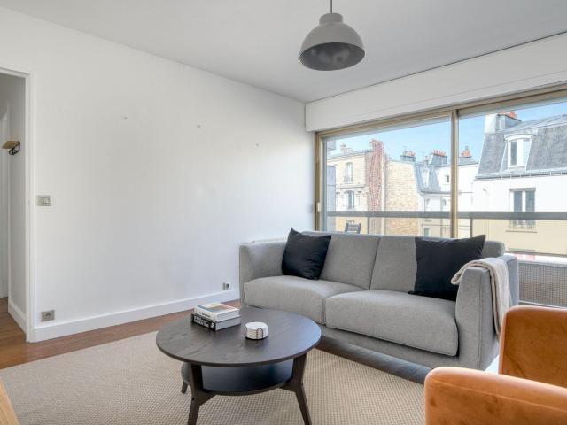 Charming Ready to Move In Parisian Apartment