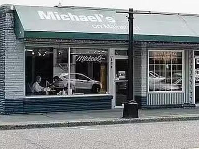 Cozy Retail for lease in Chilliwack, Chilliwack, E 9248 Main S.