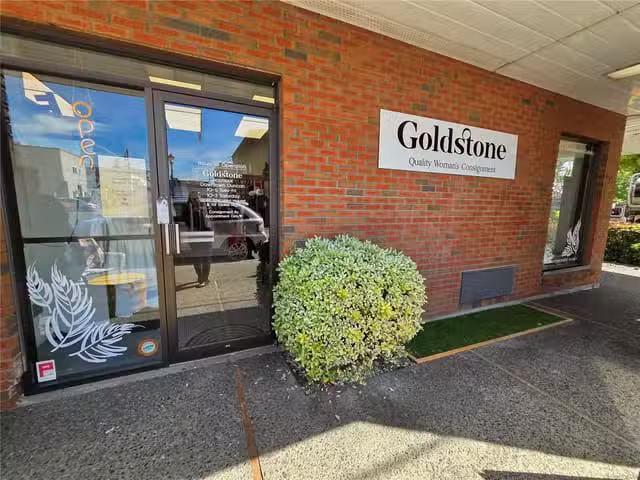 Charming Retail for lease in Duncan, 4 225 Canada Ave, 1036657