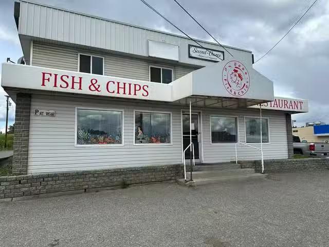 Nice Retail for lease in 100 Mile House, 100 Mile House, 1 220.