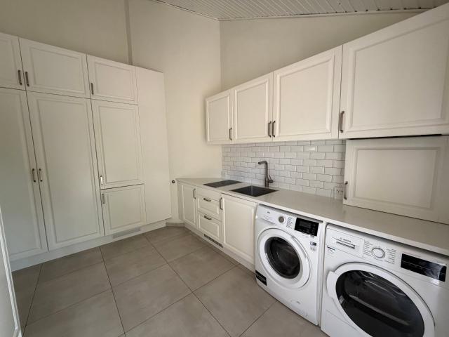 Charming Studio Apartment by Lake and Forest in Rudersdal