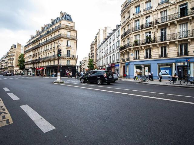 Charming Studio in St Germain near Jardin du Luxembourg, Paris Amsterdam Apartments for Rent