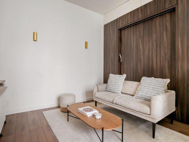 Charming Studio in Vibrant Paris Location, Paris Amsterdam Apartments for Rent