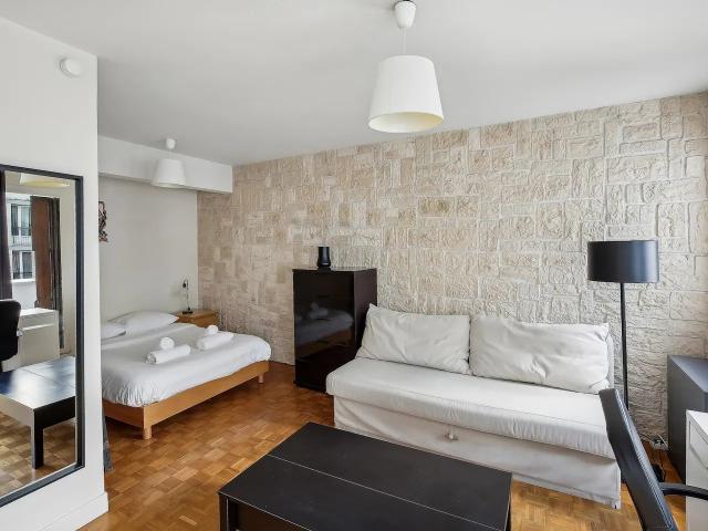 Charming studio Roquette