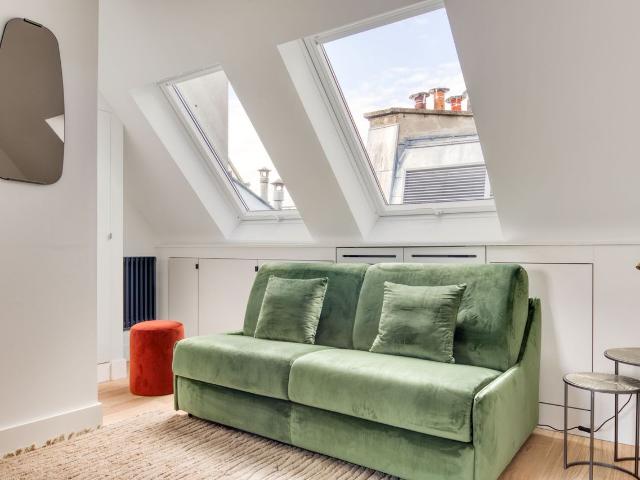 Charming Studio with City Views in Paris, Paris Amsterdam Apartments for Rent
