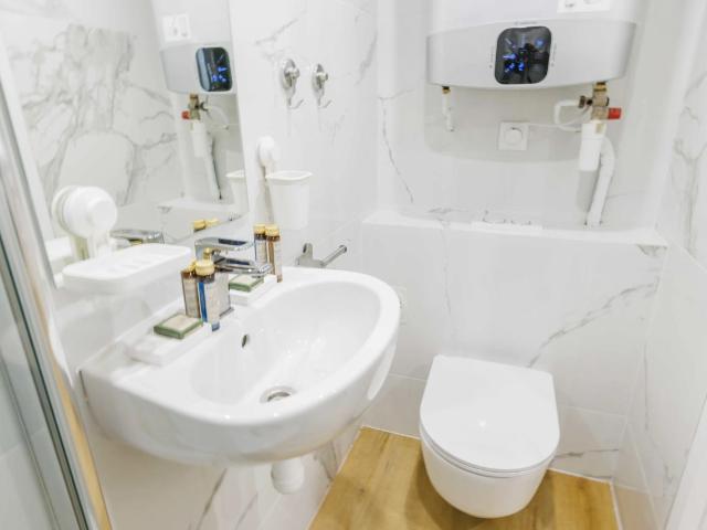 Charming studio with mezzanine, Paris Amsterdam Apartments for Rent