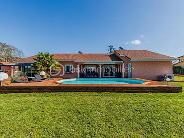 Charnoz sur Ain 01800 Achat / Vente maison 7 pièces t7 piscine terrasse