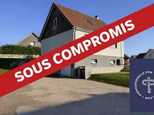 Charquemont 25140 Achat / Vente maison 5 pièces t5 parking