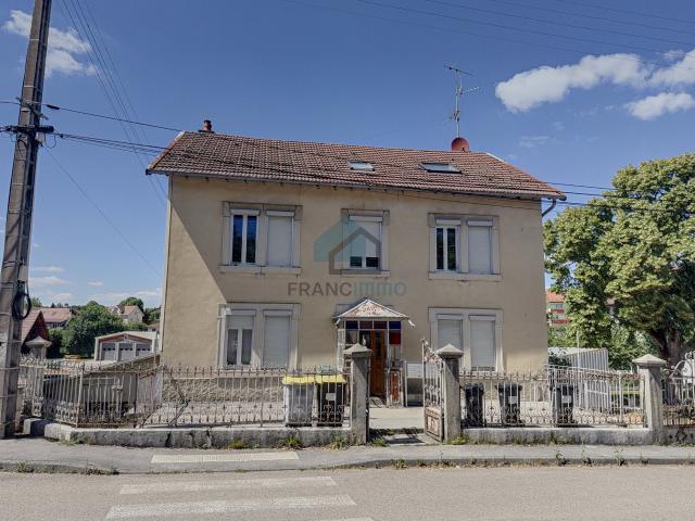 CHARQUEMONT IMMEUBLE DE 6 APPARTEMENTS LOUES