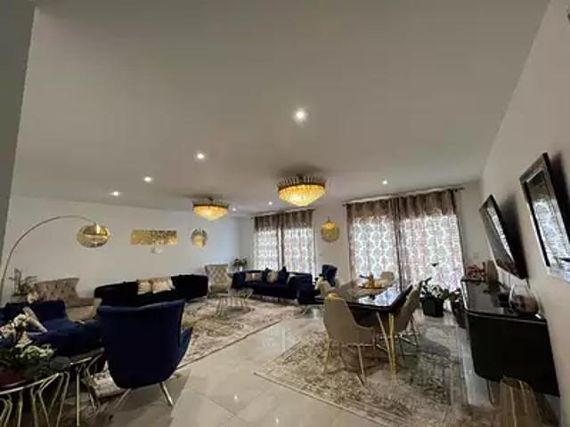 Charron 17230 Achat / Vente maison 8 pièces t8 au dernier étage