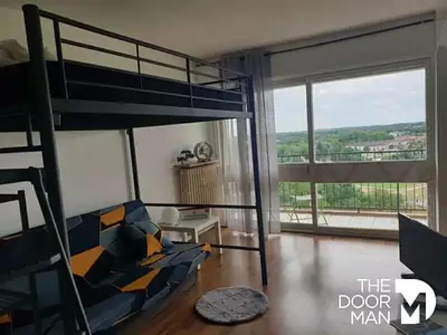 Chartres 28000 Achat / Vente appartement 1 pièce t1 au dernier étage