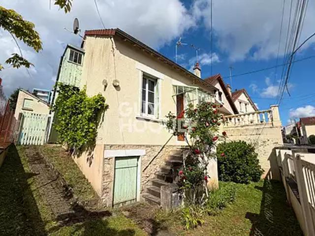 Chartres 28000 Achat / Vente maison 3 pièces t3 au dernier étage cave