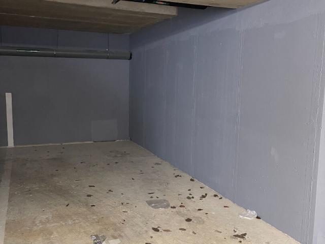 Chartres Location Parking / Garage 28