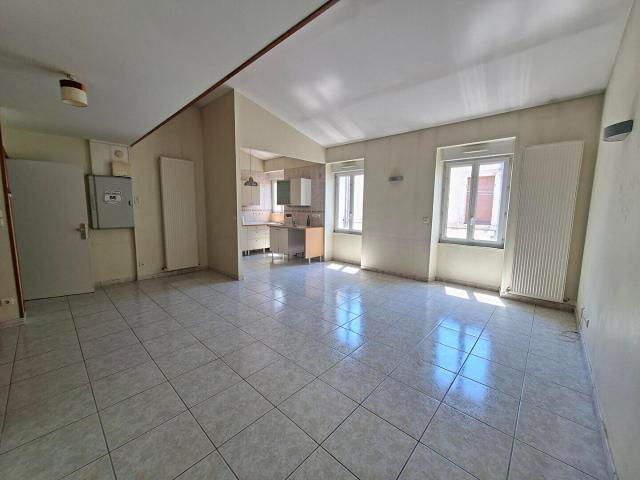 CHARTRONS APT T4 DUPLEX 78M²