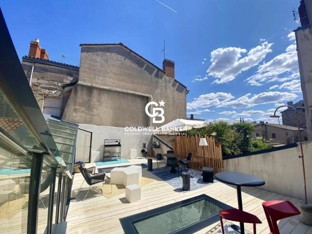CHARTRONS APPARTEMENT UNIQUE EXCEPTIONNEL ROOFTOP