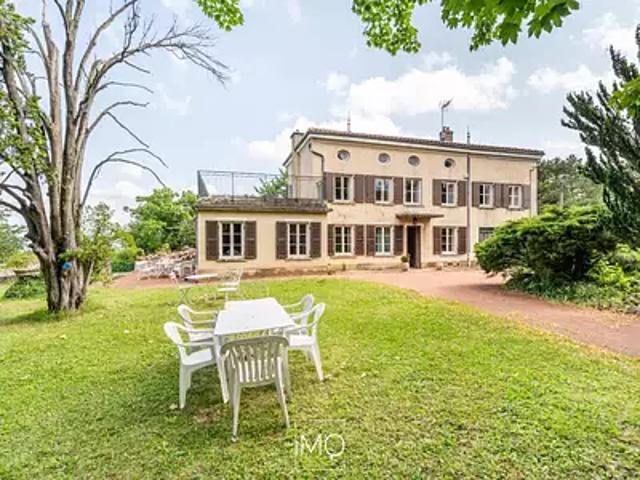 Chasselay 69380 Achat / Vente maison 8 pièces t8 piscine