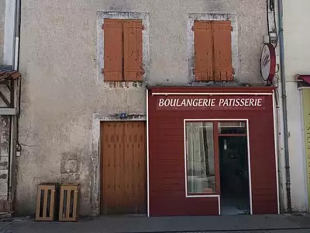 Chasseneuil sur Bonnieure 16260 Achat / Vente maison 6 pièces t6