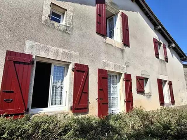 Chasseneuil sur Bonnieure 16260 Achat / Vente maison 7 pièces t7
