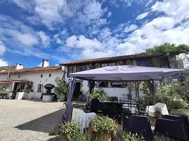 Chasseneuil sur Bonnieure 16260 Achat / Vente maison 7 pièces t7