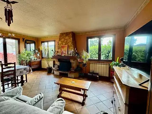 Chassieu 69680 Achat / Vente maison 4 pièces t4 jardin cave