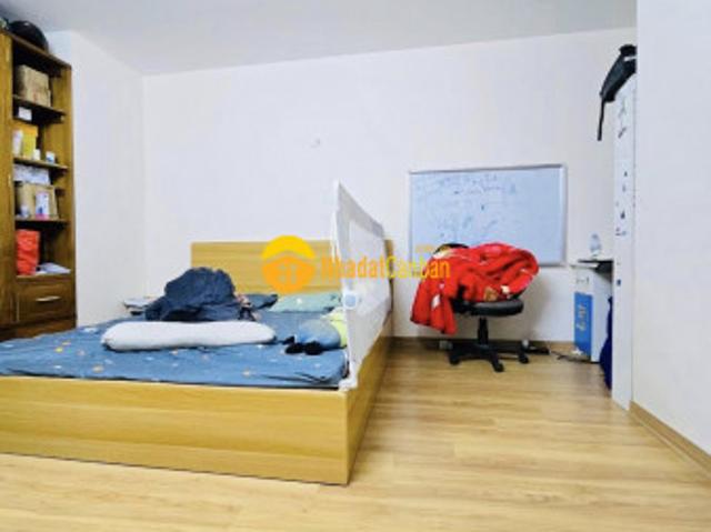 Chcc quận hoàng mai đầy đủ tiện ích, dt 80m 2pn giá 4.5 tỷ sổ đỏ chính chủ