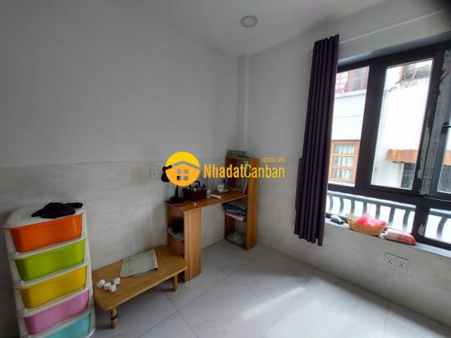 Chdv nguyễn thị minh khai 300m2 full nội thất giá tốt