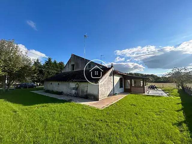 Cheverny 41700 Achat / Vente maison 8 pièces t8 au dernier étage