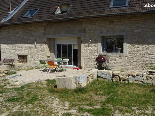Chevigny saint sauveur propriete composee de 3 maisons