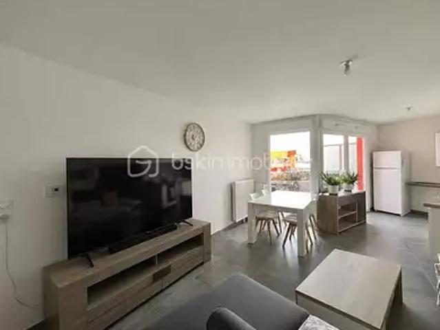 Chevigny Saint Sauveur 21800 Achat / Vente appartement 3 pièces t3 au dernier étage piscine